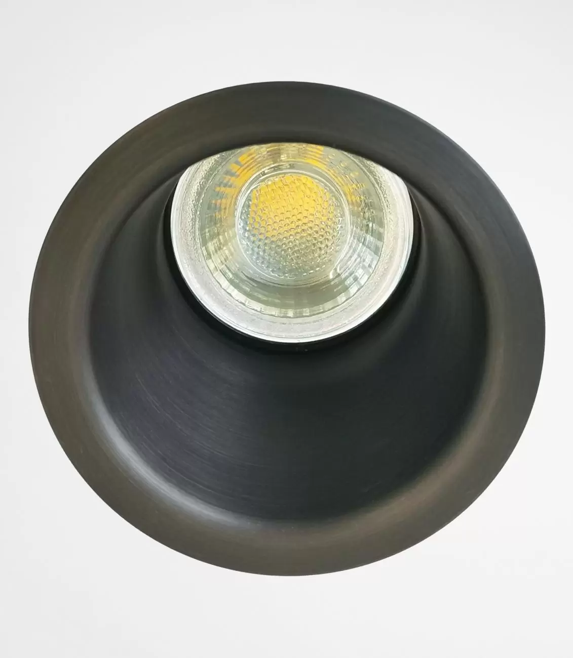 spot LED encastré plafond