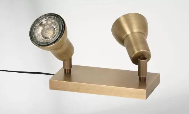 spot à poser raffiné