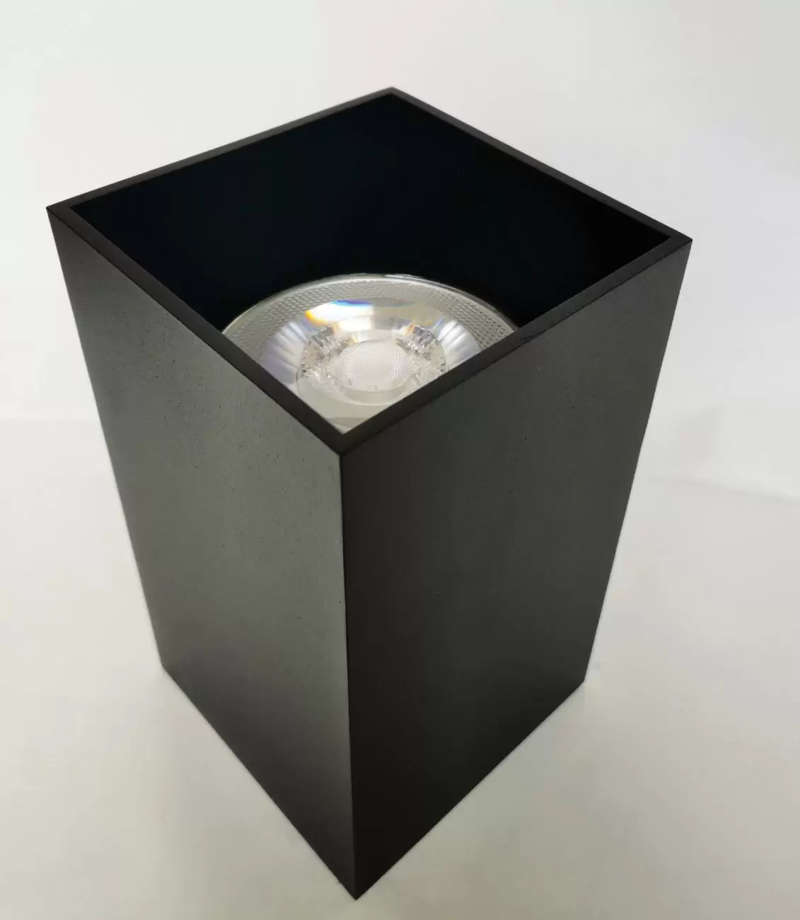 spot à poser haut de gamme