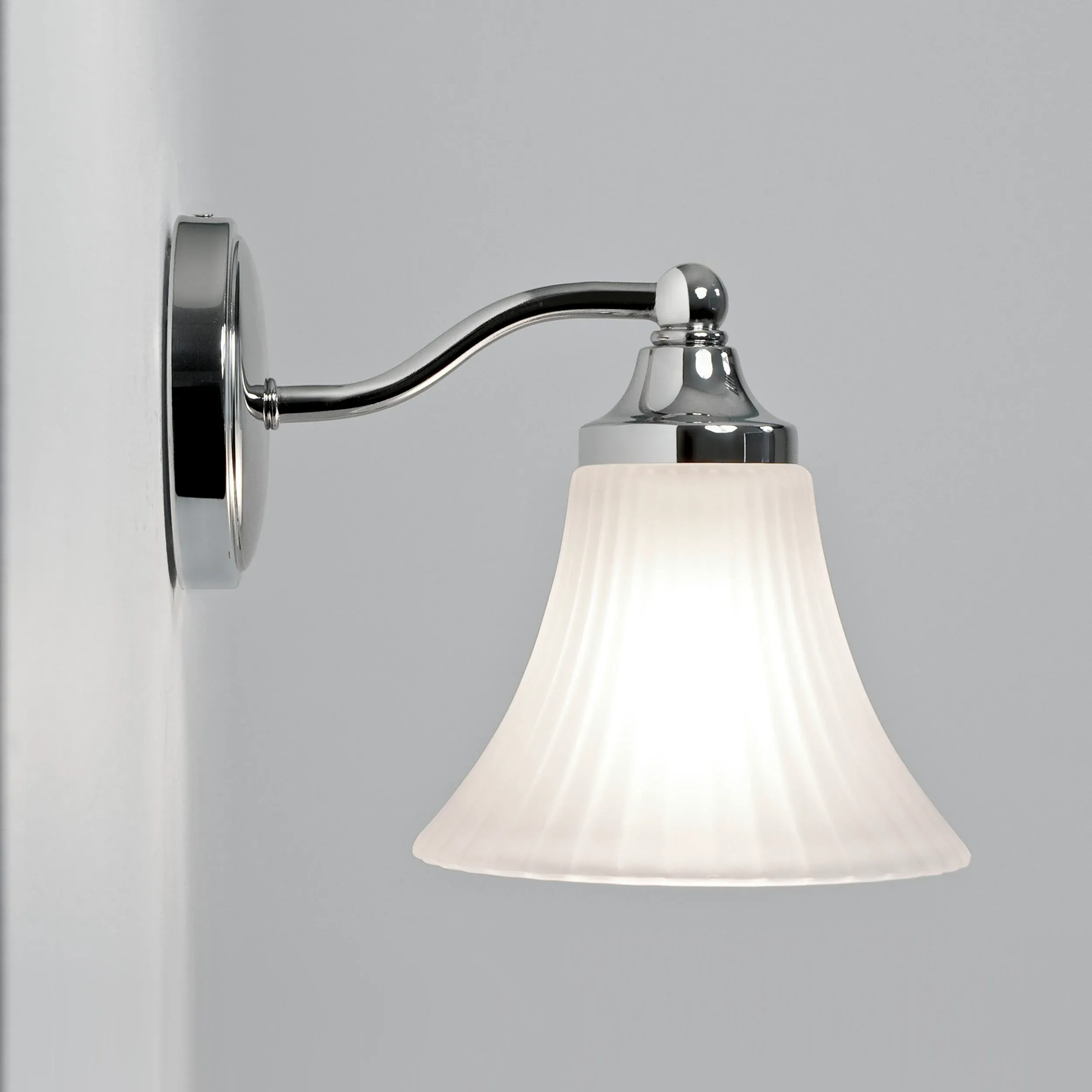 Lampe murale salle de bain